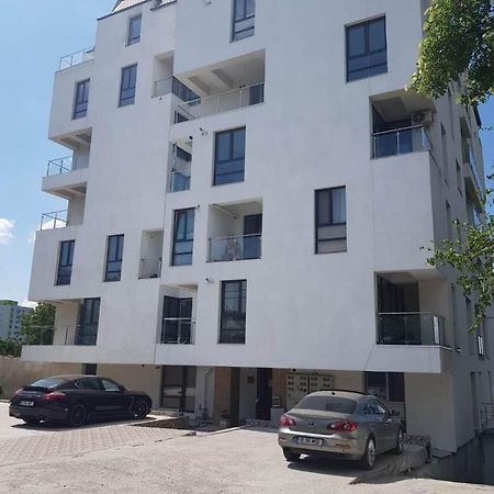 Hotel Babilon Bucharest Luaran gambar